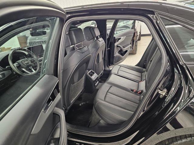 Audi A4 Sedan S line Premium Plus 45 TFSI quattro 2024