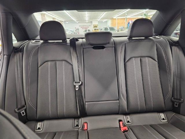 Audi A4 Sedan S line Premium Plus 45 TFSI quattro 2024