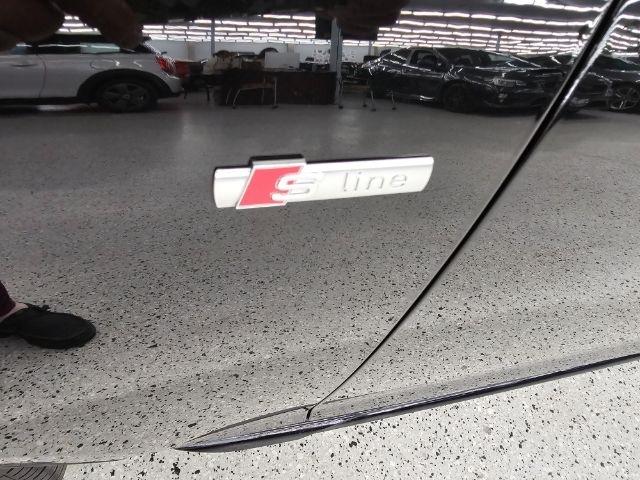 Audi A4 Sedan S line Premium Plus 45 TFSI quattro 2024