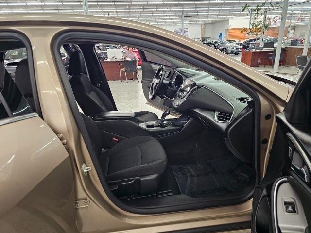 Chevrolet Malibu 4dr Sdn LT w/1LT 2018