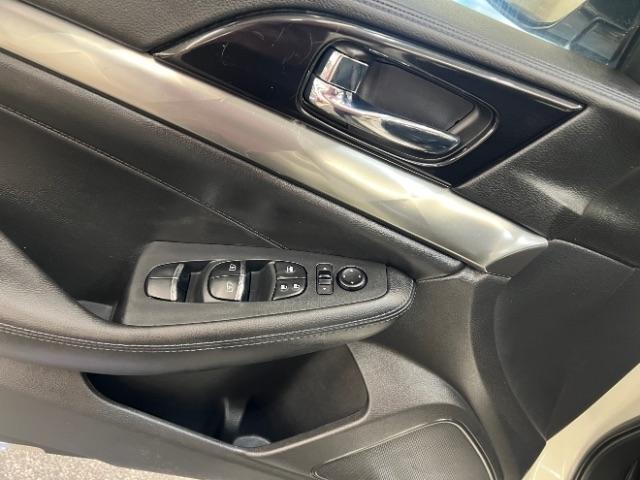 Nissan Maxima SR 3.5L 2017