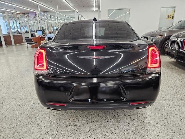 Chrysler 300 300S RWD 2021