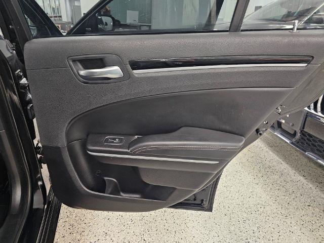 Chrysler 300 300S RWD 2021