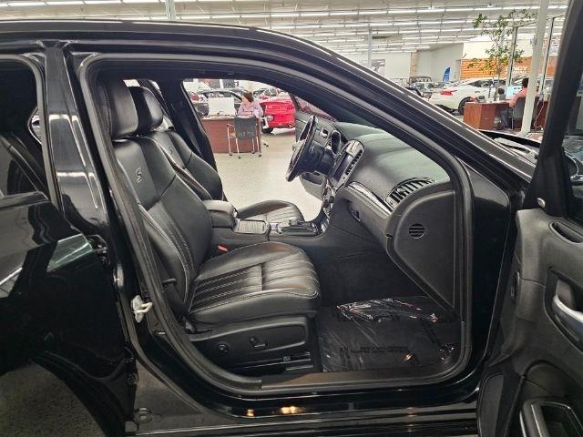 Chrysler 300 300S RWD 2021