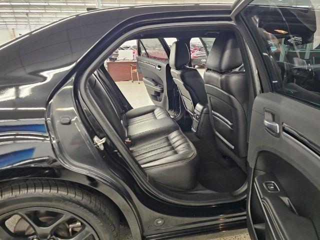 Chrysler 300 300S RWD 2021