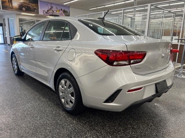 Kia Rio LX IVT 2022
