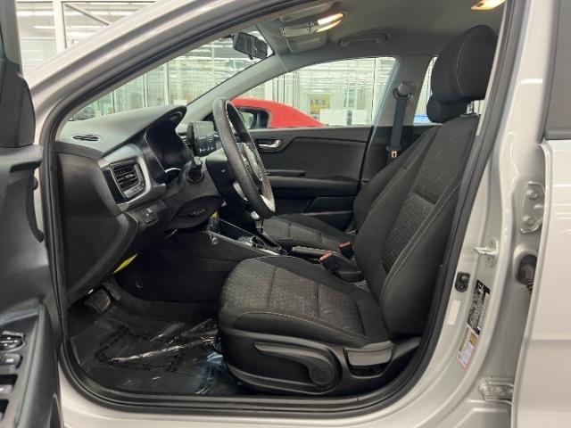 Kia Rio LX IVT 2022