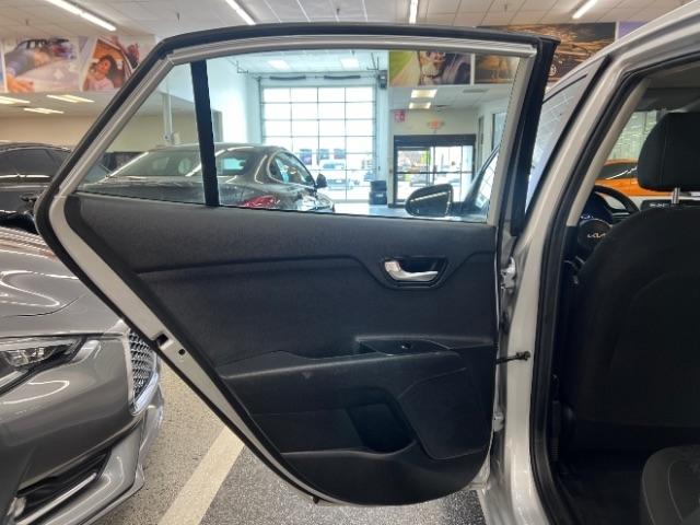 Kia Rio LX IVT 2022