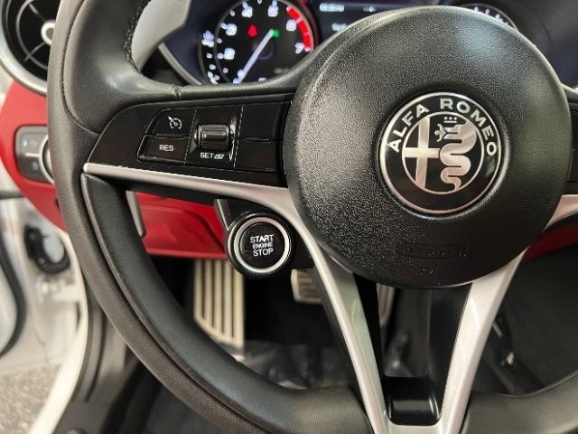 Alfa Romeo Giulia Ti Sport RWD 2019