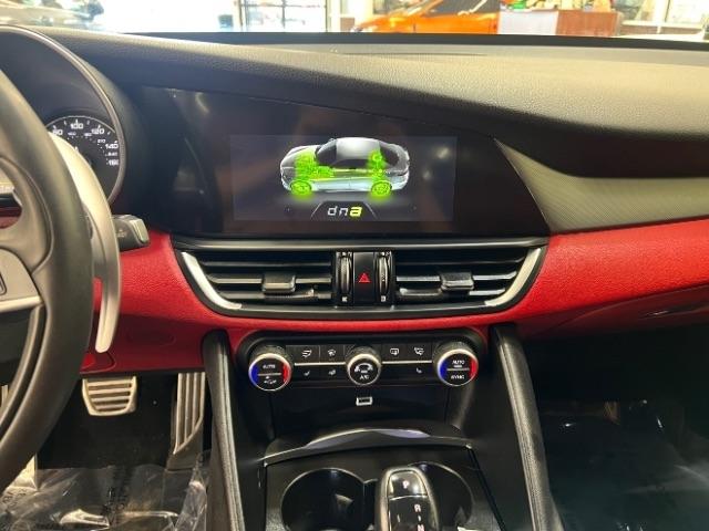 Alfa Romeo Giulia Ti Sport RWD 2019