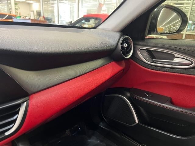 Alfa Romeo Giulia Ti Sport RWD 2019