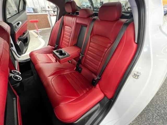 Alfa Romeo Giulia Ti Sport RWD 2019