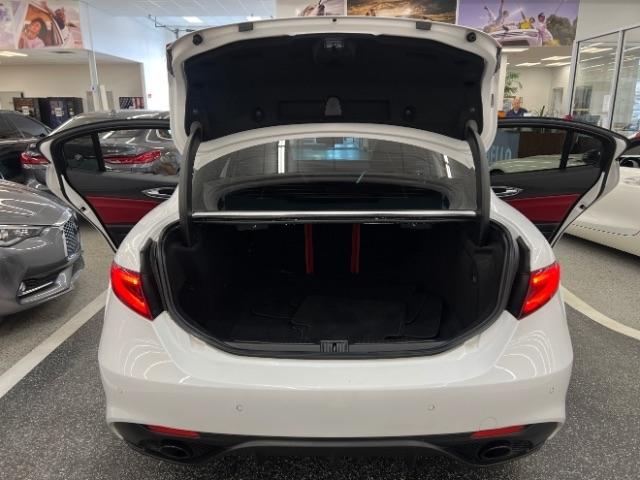 Alfa Romeo Giulia Ti Sport RWD 2019