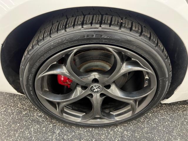 Alfa Romeo Giulia Ti Sport RWD 2019