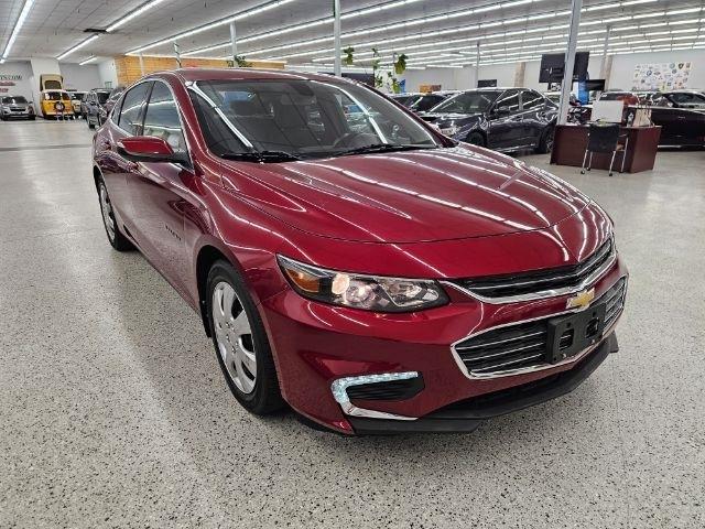 Chevrolet Malibu 4dr Sdn LT w/1LT 2017