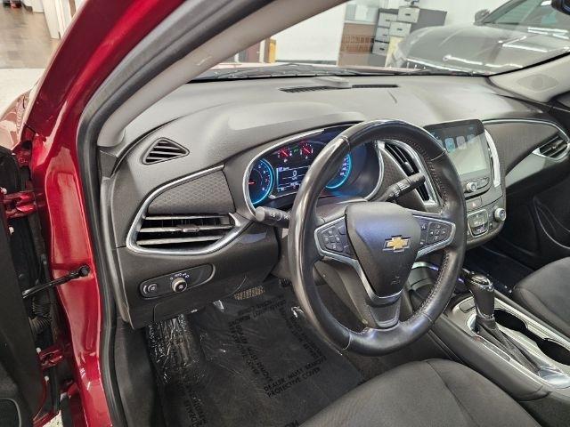 Chevrolet Malibu 4dr Sdn LT w/1LT 2017