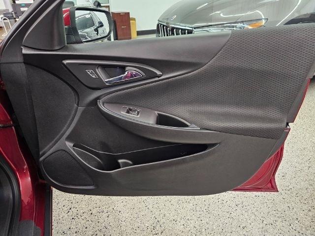 Chevrolet Malibu 4dr Sdn LT w/1LT 2017