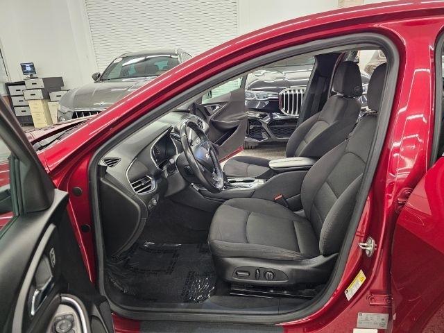 Chevrolet Malibu 4dr Sdn LT w/1LT 2017