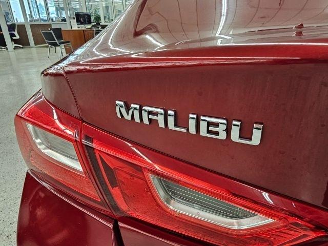 Chevrolet Malibu 4dr Sdn LT w/1LT 2017