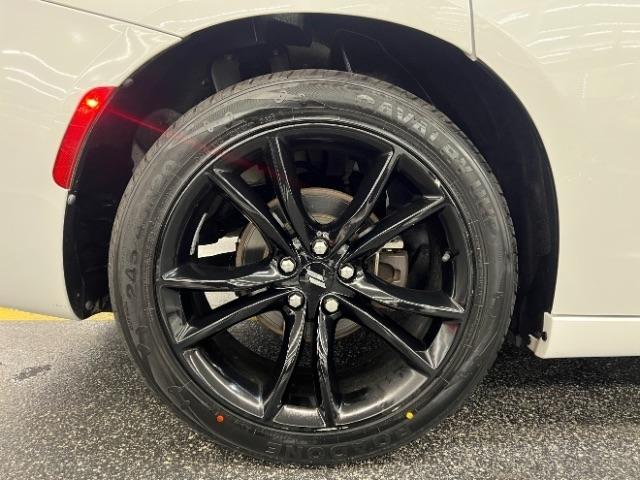 Dodge Charger SXT Plus RWD 2018