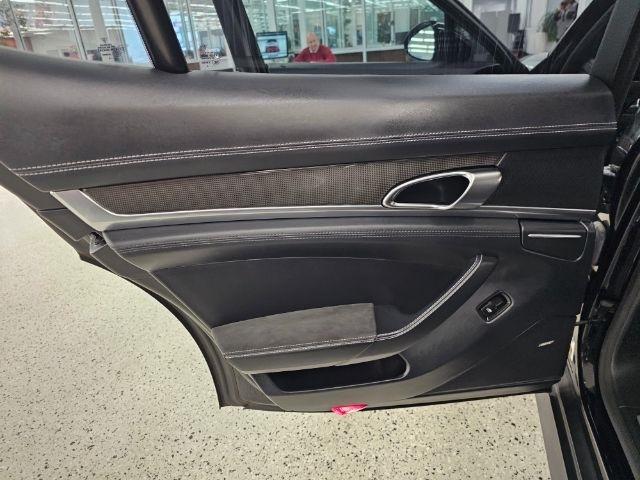 Porsche Panamera 4dr HB GTS 2015