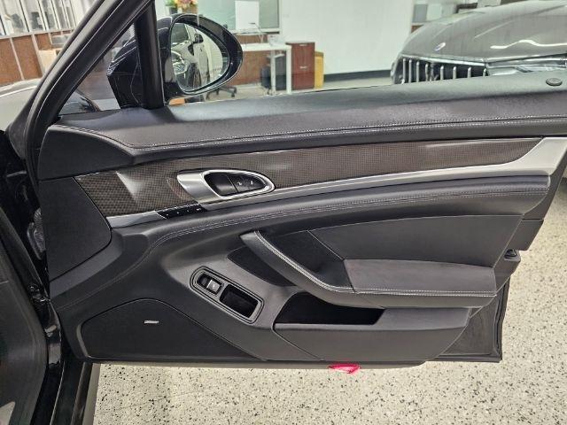 Porsche Panamera 4dr HB GTS 2015