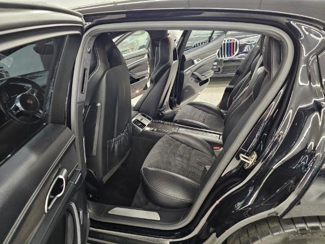 Porsche Panamera 4dr HB GTS 2015