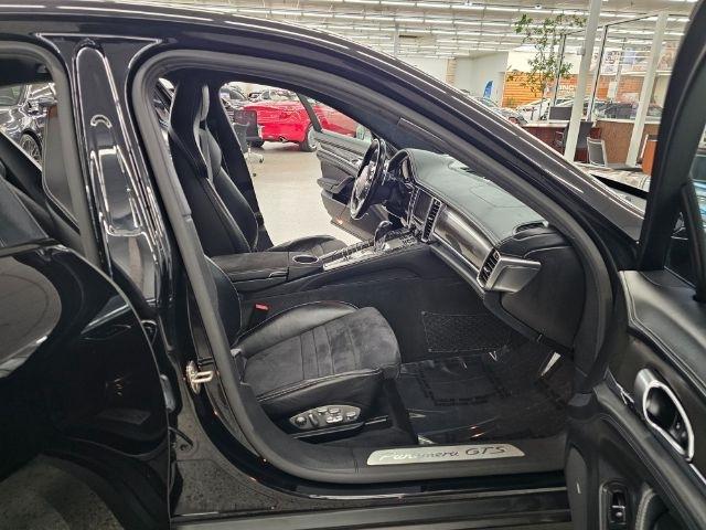 Porsche Panamera 4dr HB GTS 2015