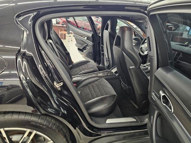 Porsche Panamera 4dr HB GTS 2015