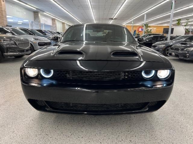 Dodge Challenger SXT RWD 2020
