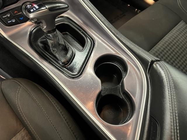 Dodge Challenger SXT RWD 2020