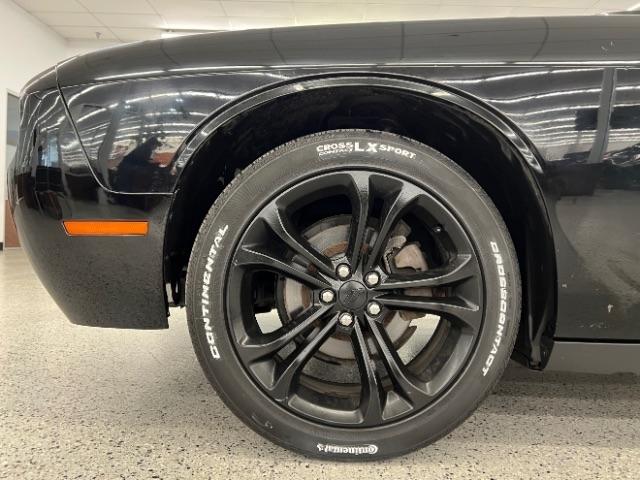 Dodge Challenger SXT RWD 2020