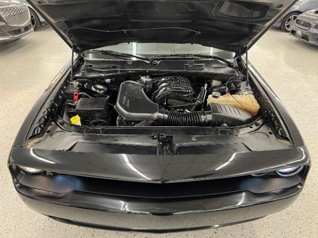 Dodge Challenger SXT RWD 2020