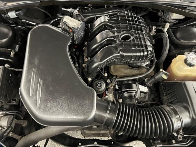 Dodge Challenger SXT RWD 2020