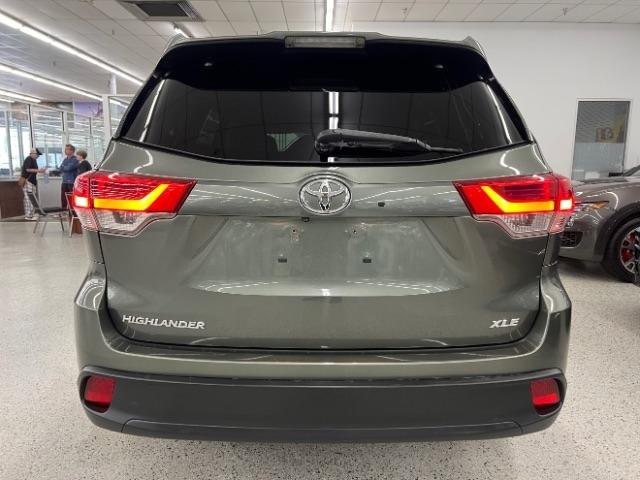 Toyota Highlander XLE V6 FWD (Natl) 2017
