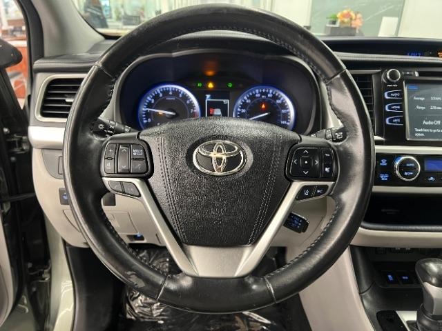 Toyota Highlander XLE V6 FWD (Natl) 2017