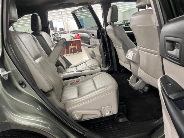 Toyota Highlander XLE V6 FWD (Natl) 2017