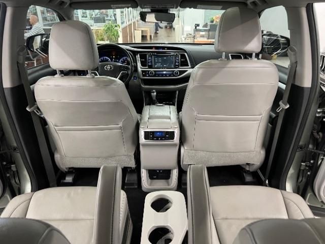 Toyota Highlander XLE V6 FWD (Natl) 2017