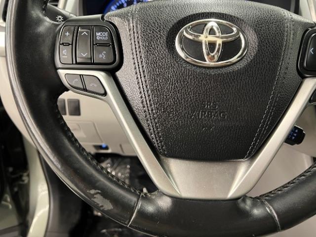 Toyota Highlander XLE V6 FWD (Natl) 2017