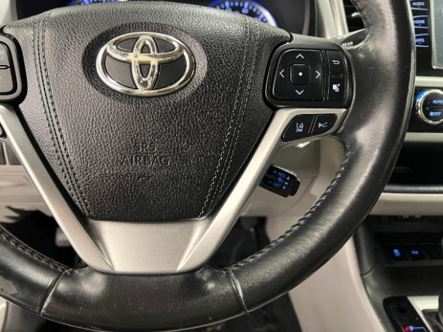 Toyota Highlander XLE V6 FWD (Natl) 2017