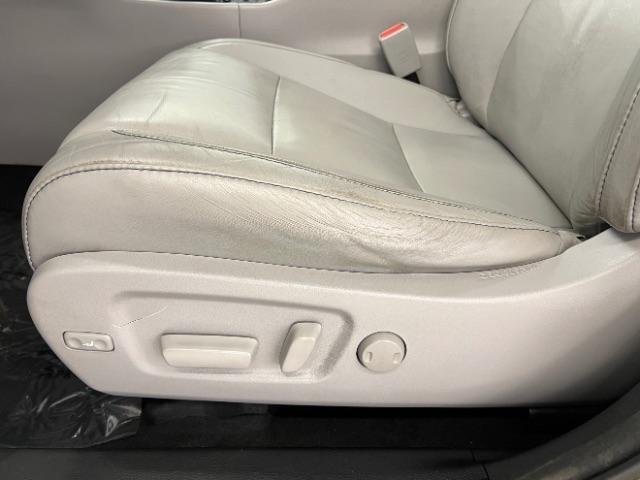 Toyota Highlander XLE V6 FWD (Natl) 2017