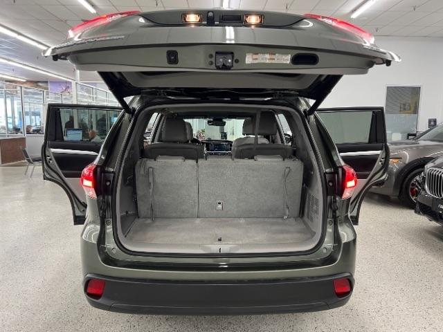 Toyota Highlander XLE V6 FWD (Natl) 2017