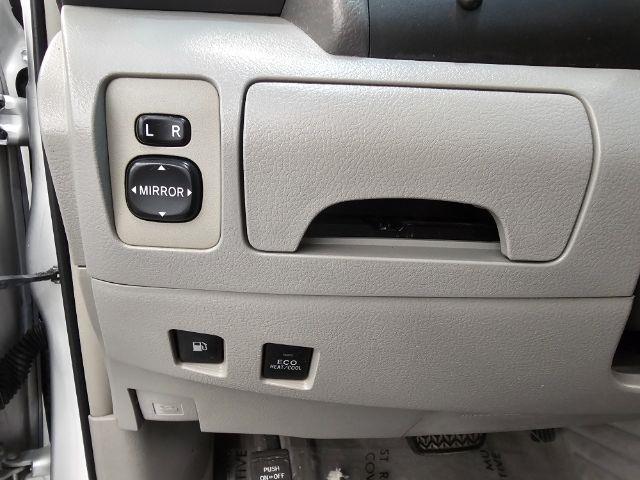Toyota Camry Hybrid 4dr Sdn (Natl) 2009