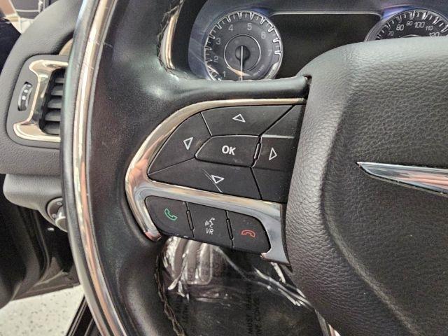 Chrysler 200 4dr Sdn C FWD 2015