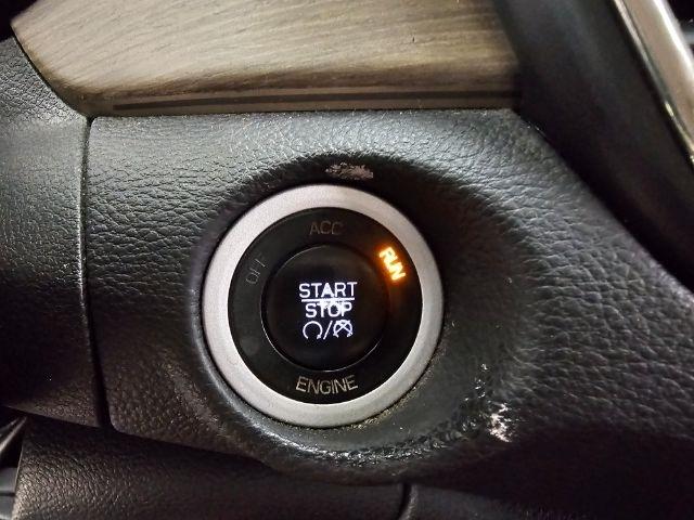 Chrysler 200 4dr Sdn C FWD 2015