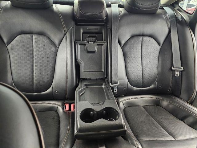 Chrysler 200 4dr Sdn C FWD 2015