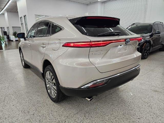 Toyota Venza Nightshade AWD (Natl) 2023