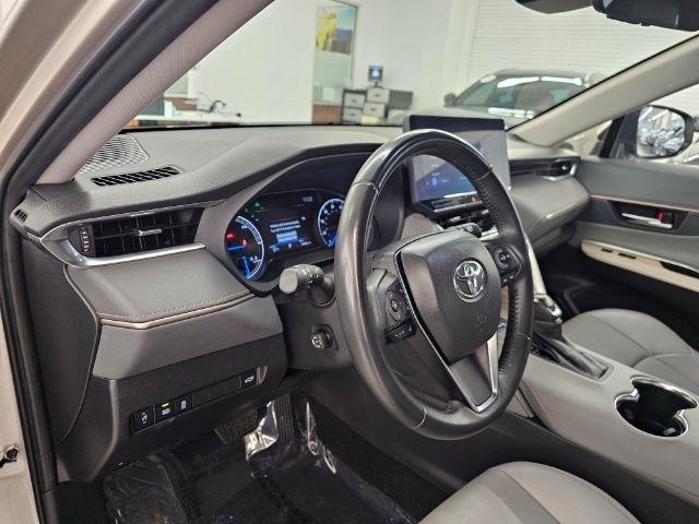 Toyota Venza Nightshade AWD (Natl) 2023