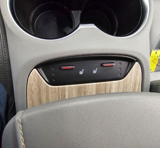 Toyota Venza Nightshade AWD (Natl) 2023