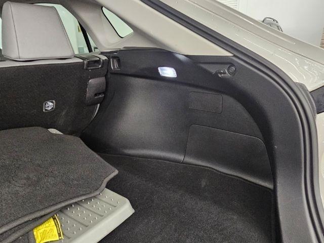 Toyota Venza Nightshade AWD (Natl) 2023